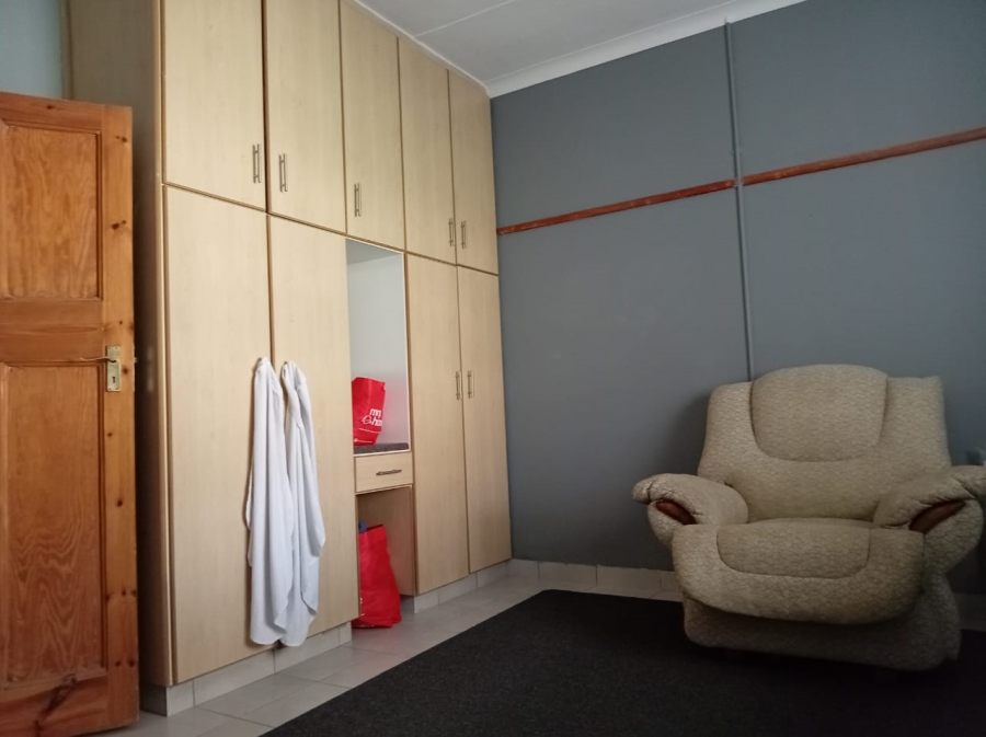 3 Bedroom Property for Sale in Kroonheuwel Free State